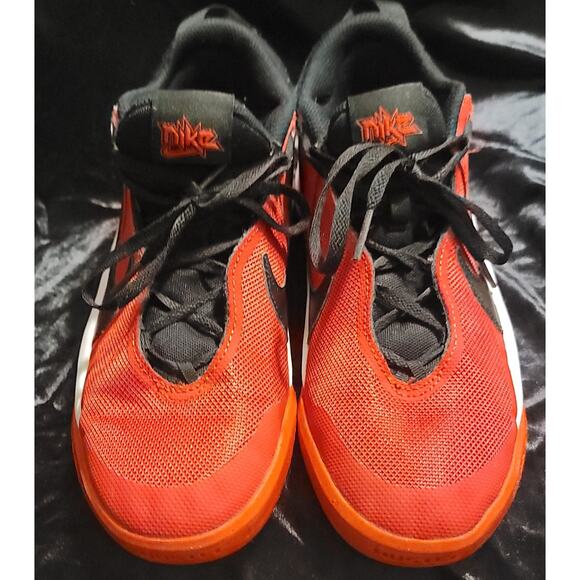 Nike Hustle DX SU-21 Red Black Boys Sneakers Shoes Size 6y Lace-Up - Picture 4 of 14